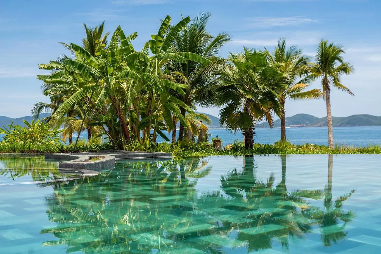 Alibu Resort Nha Trang contacts