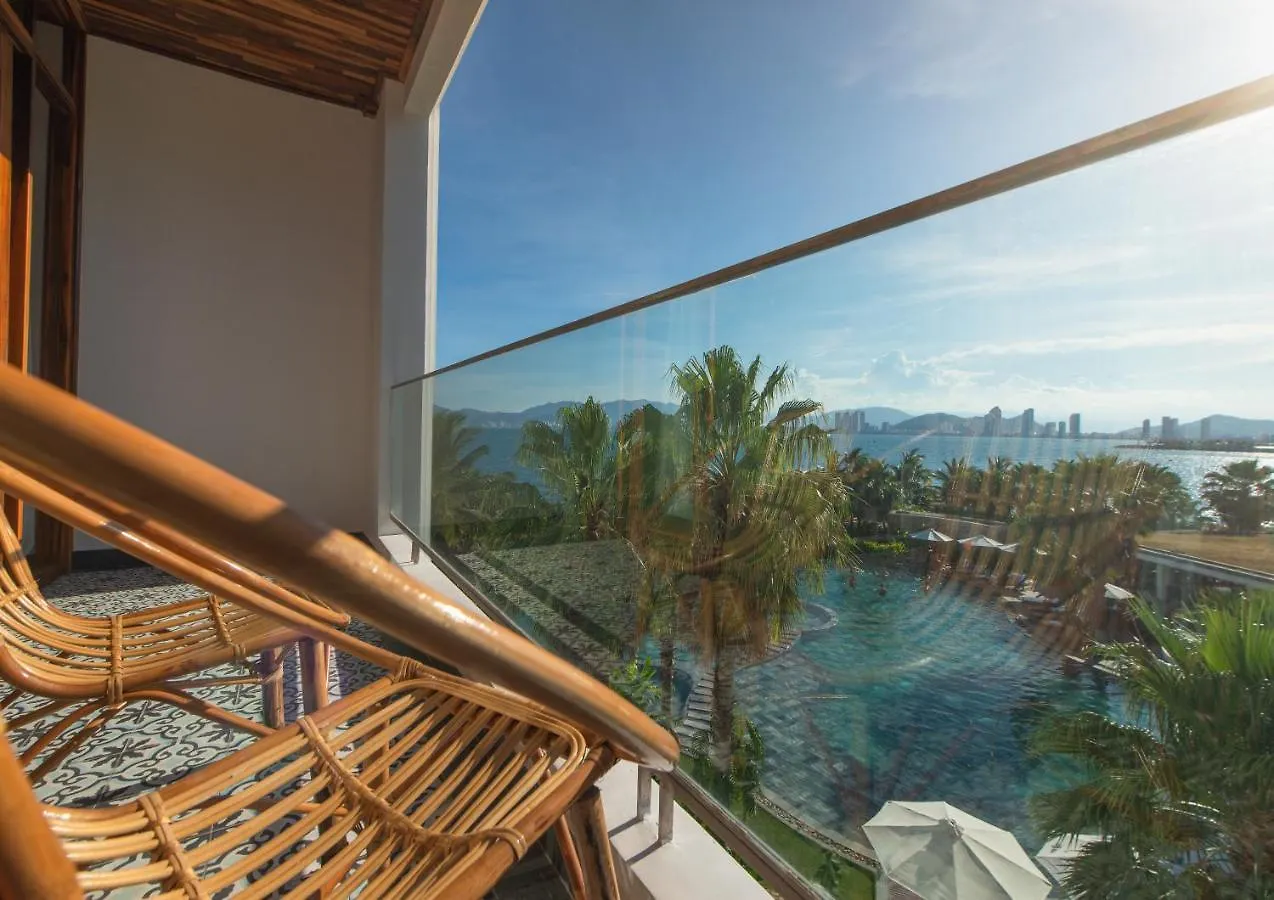 Alibu Resort Nha Trang 5*,